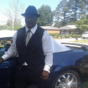 Meet your Posher, Leon